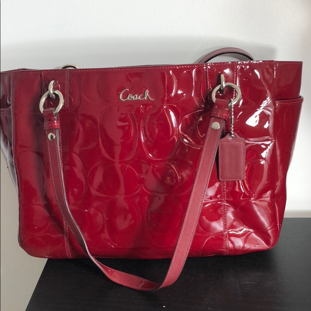 Garnet patent leather tote